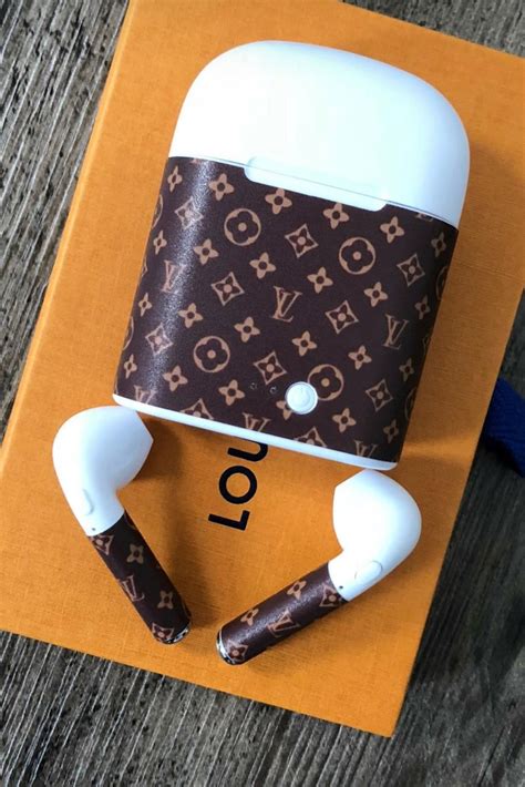 funda airpods louis vuitton|louis vuitton accessories.